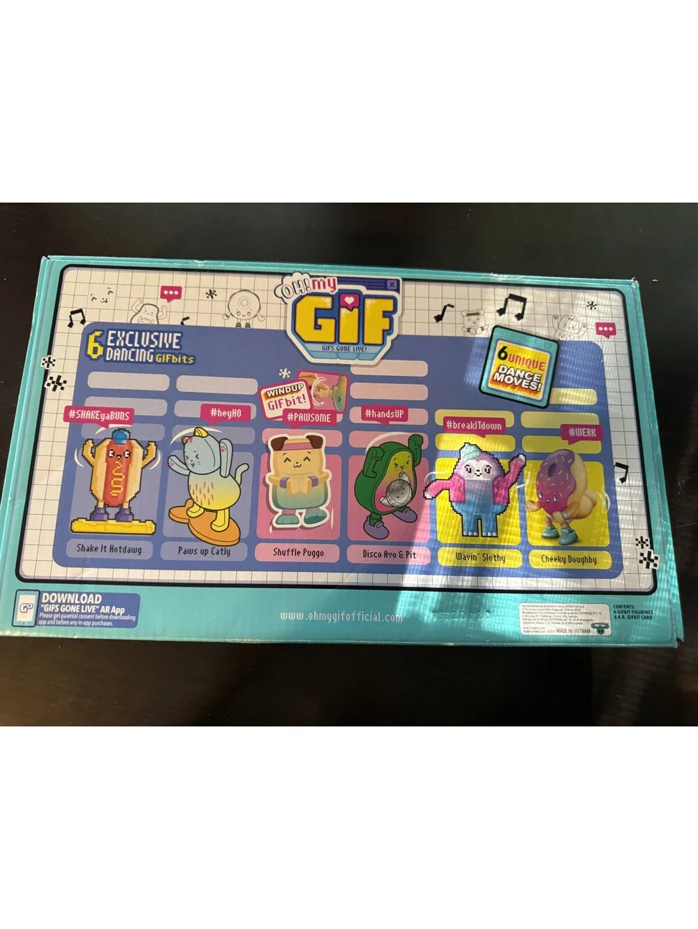 OH! MY GIF Moving Collectibles Toy with 6 Exclusive Dancing GIFbits, Multicolor
